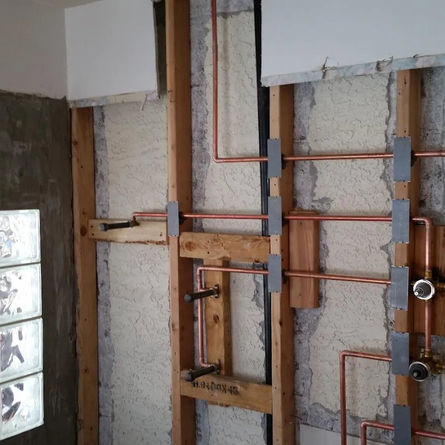 Copper pipe installation for Emergency Plumber in Mexico
